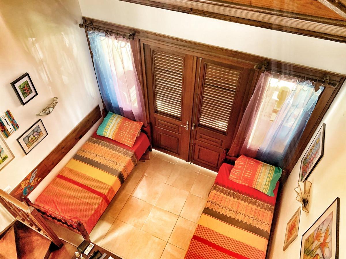 Appartement Duplex Climatise Avec Wi-Fi - Plage Pointe Marin A Pieds, Recemment Renove Sainte-Anne Buitenkant foto